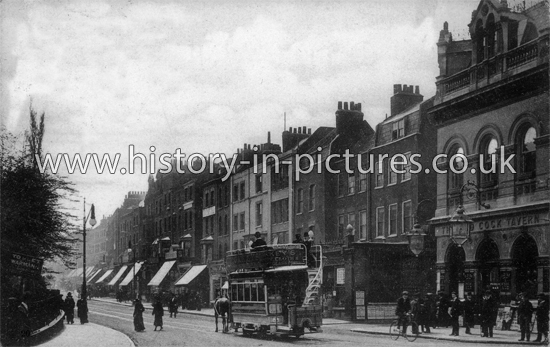 Upper Street, Highbury, London. c.1904